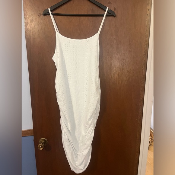 White maternity dress- never worn - Picture 7 of 7